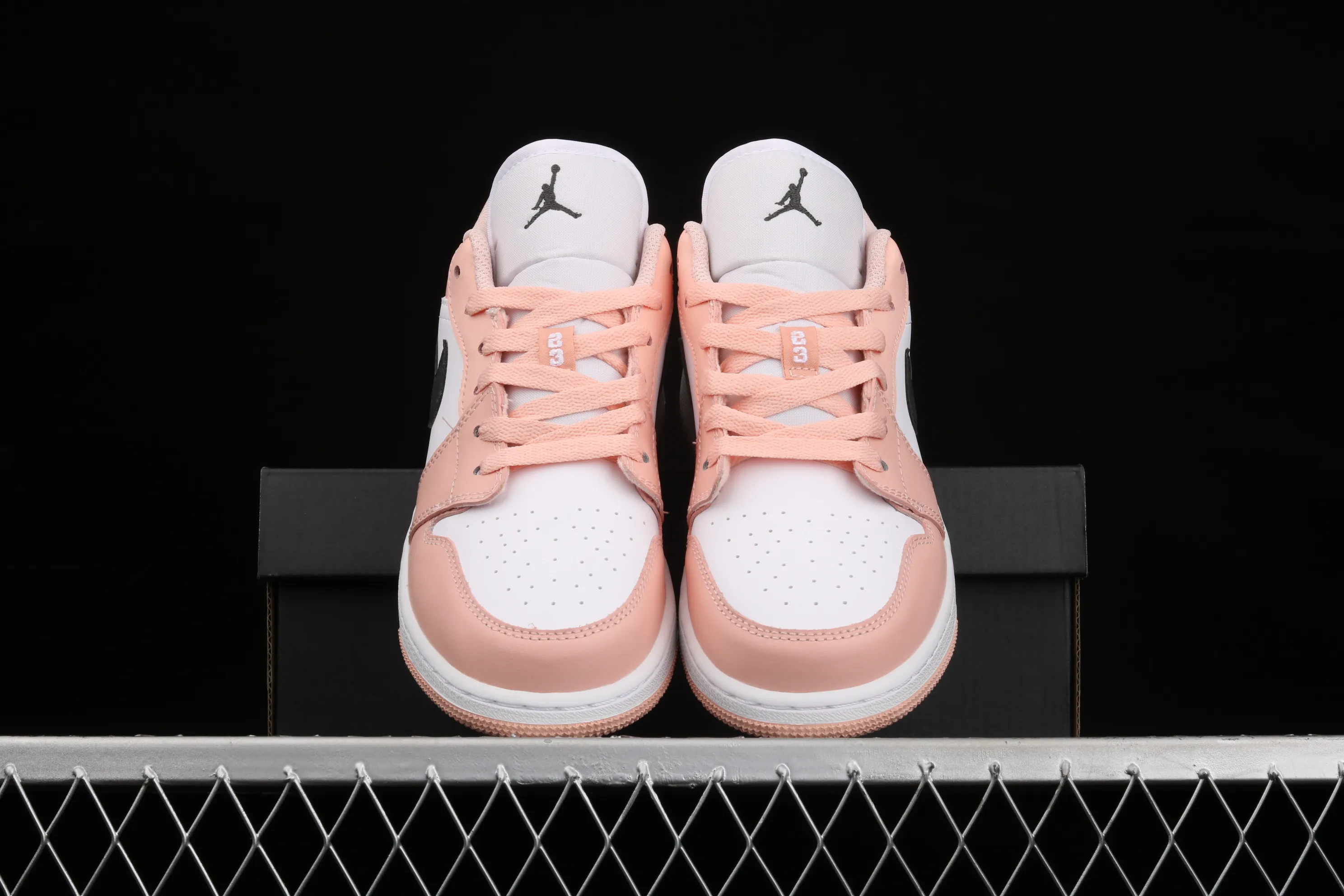 All categories Air Jordan Jordan series basketball shoes Air Jordan 1 Low G version pure original Air Jordan 1 Low AJ1 Joe 1 Arctic pink low-top basketball shoes 553560-800